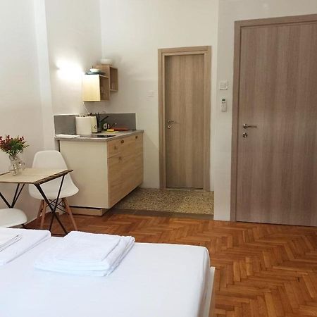 Rustic Studio Apartment Атина Екстериор снимка